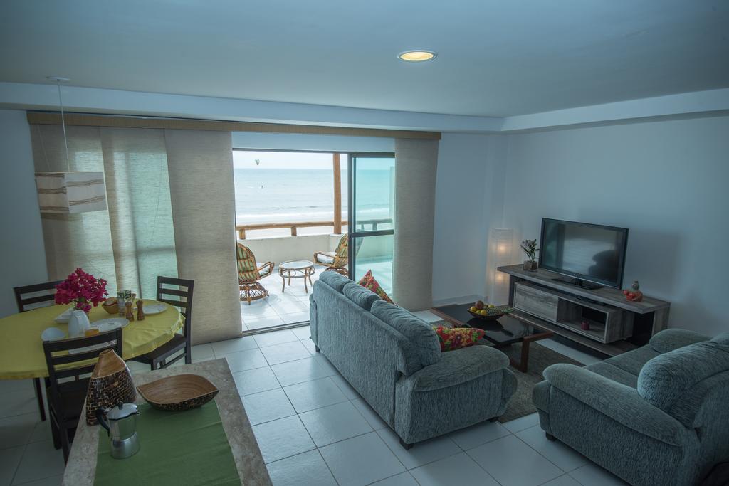 Mirmar Apartments 컴부코 외부 사진