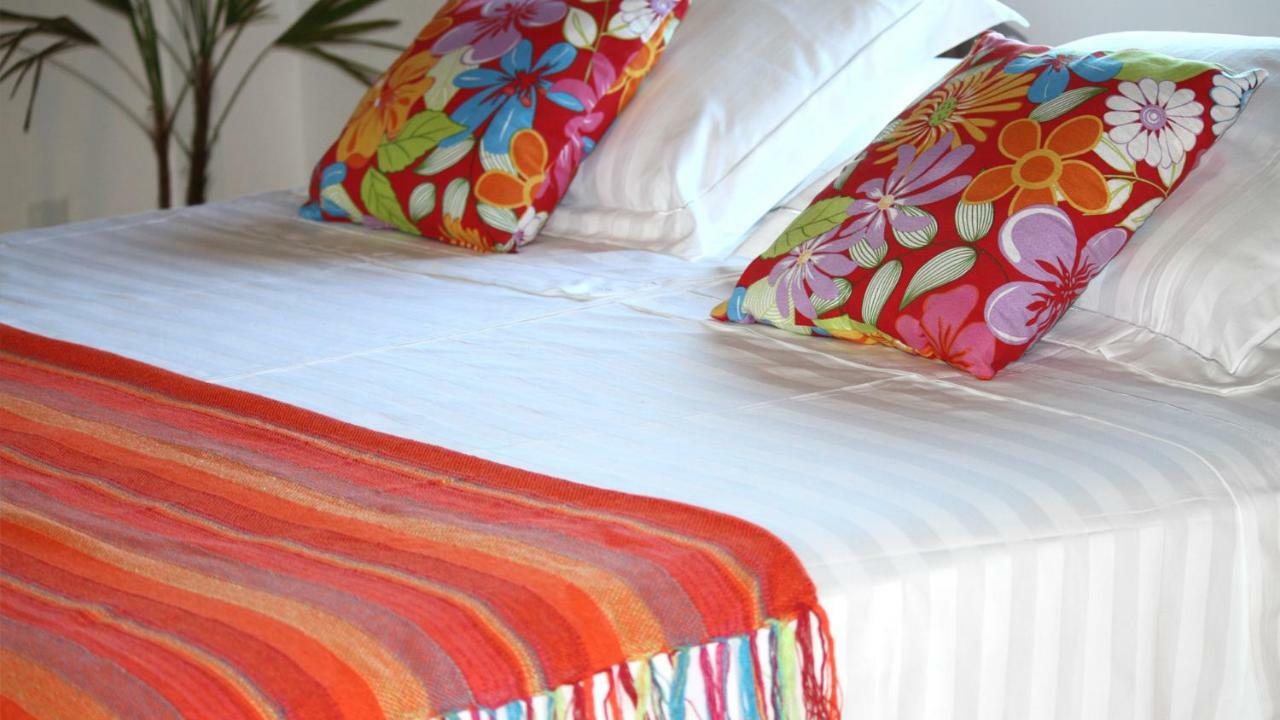 Mirmar Apartments 컴부코 외부 사진
